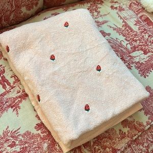 Strawberries Bath Towel
